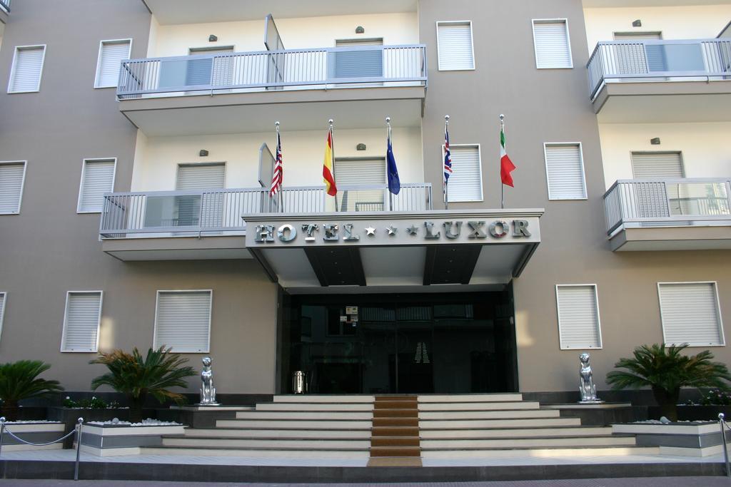 קאסוריה Hotel Luxor מראה חיצוני תמונה