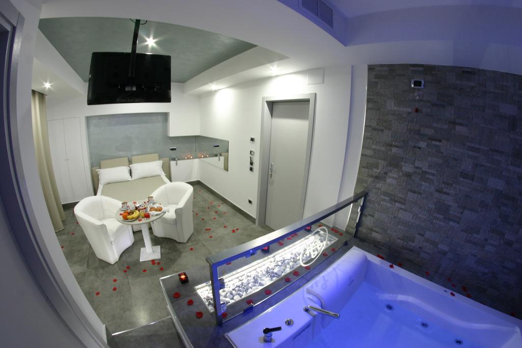קאסוריה Hotel Luxor מראה חיצוני תמונה