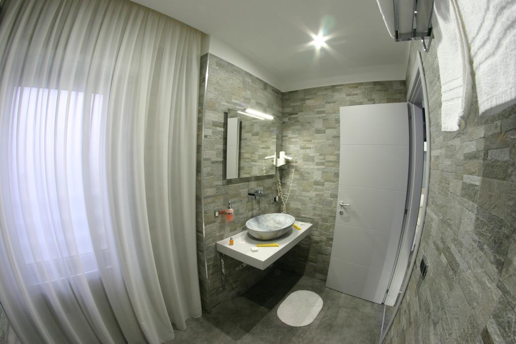 קאסוריה Hotel Luxor מראה חיצוני תמונה